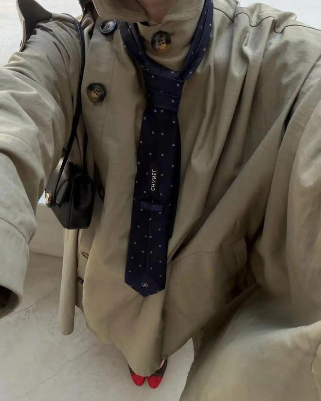 BT8博龍娛樂：春天不能錯過的外套，這樣選能穿10年