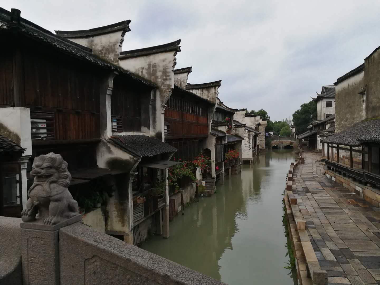 {賭馬}(江南四大名镇 江苏)