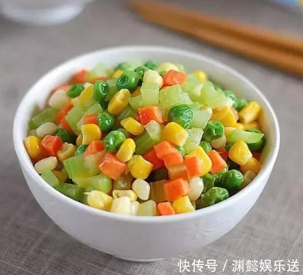 {體育投注}(下饭小炒500款素菜,肉炒芹,菜谱) {體育投注}(下饭小炒500款素菜,肉炒芹,菜谱)